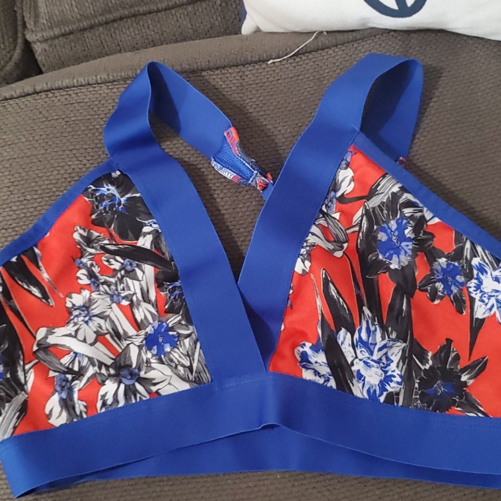 Nike sports bra